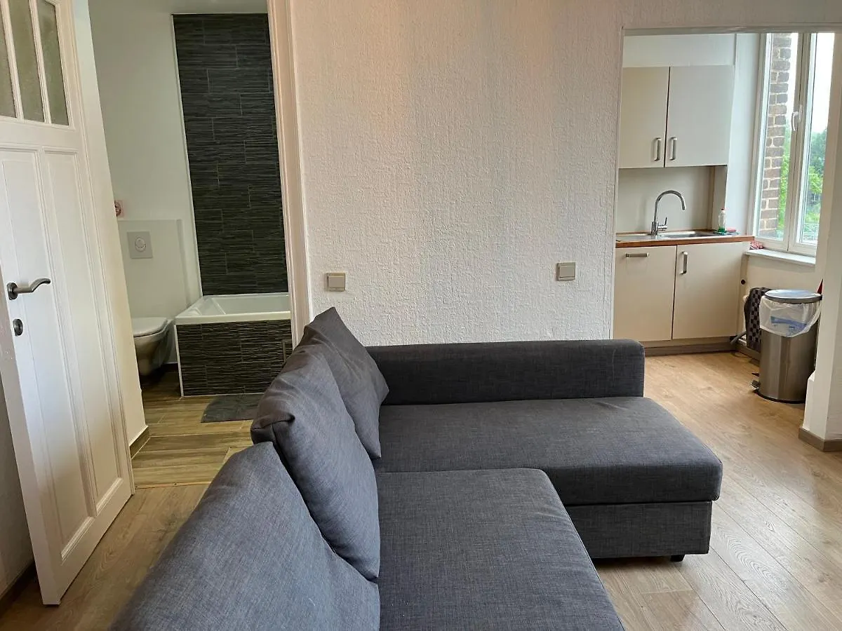 Апартаменты Uccle Chic Flat Брюссель